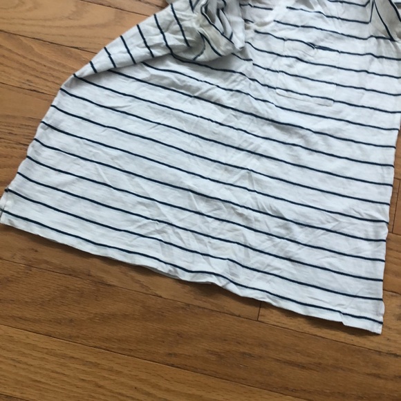 Madewell Whisper Cotton V-Neck w/ Pocket - Grey / Blue Thin Stripes - Picture 11 of 16